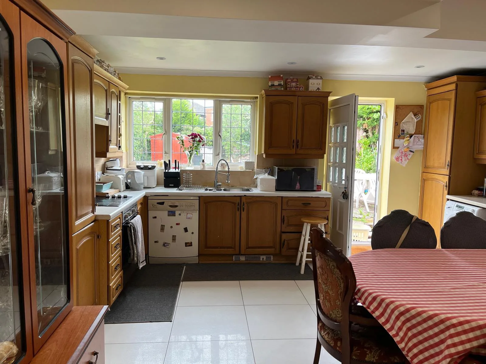 Homestay accommodation for Yorkshire College students in Leeds (2)