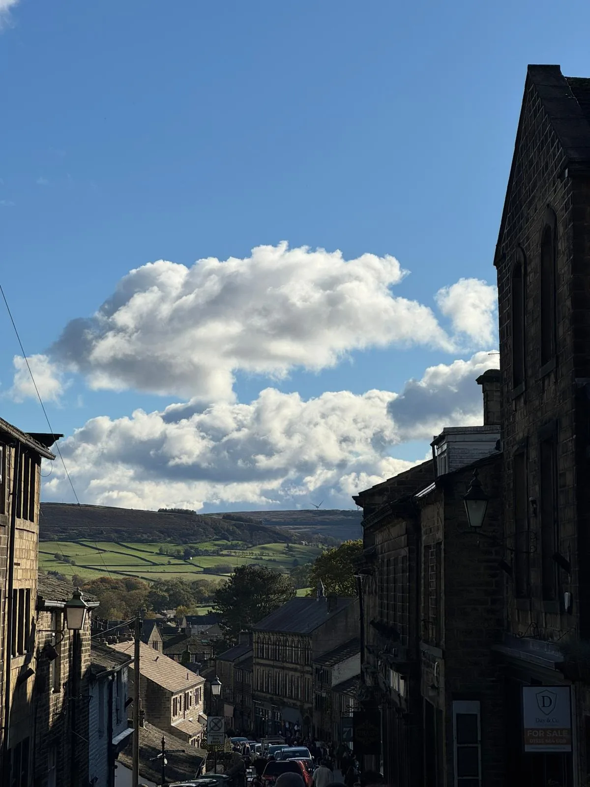 One-to-One English Lessons in Leeds: When Should You Choose Them? - Yorkshire College article photo