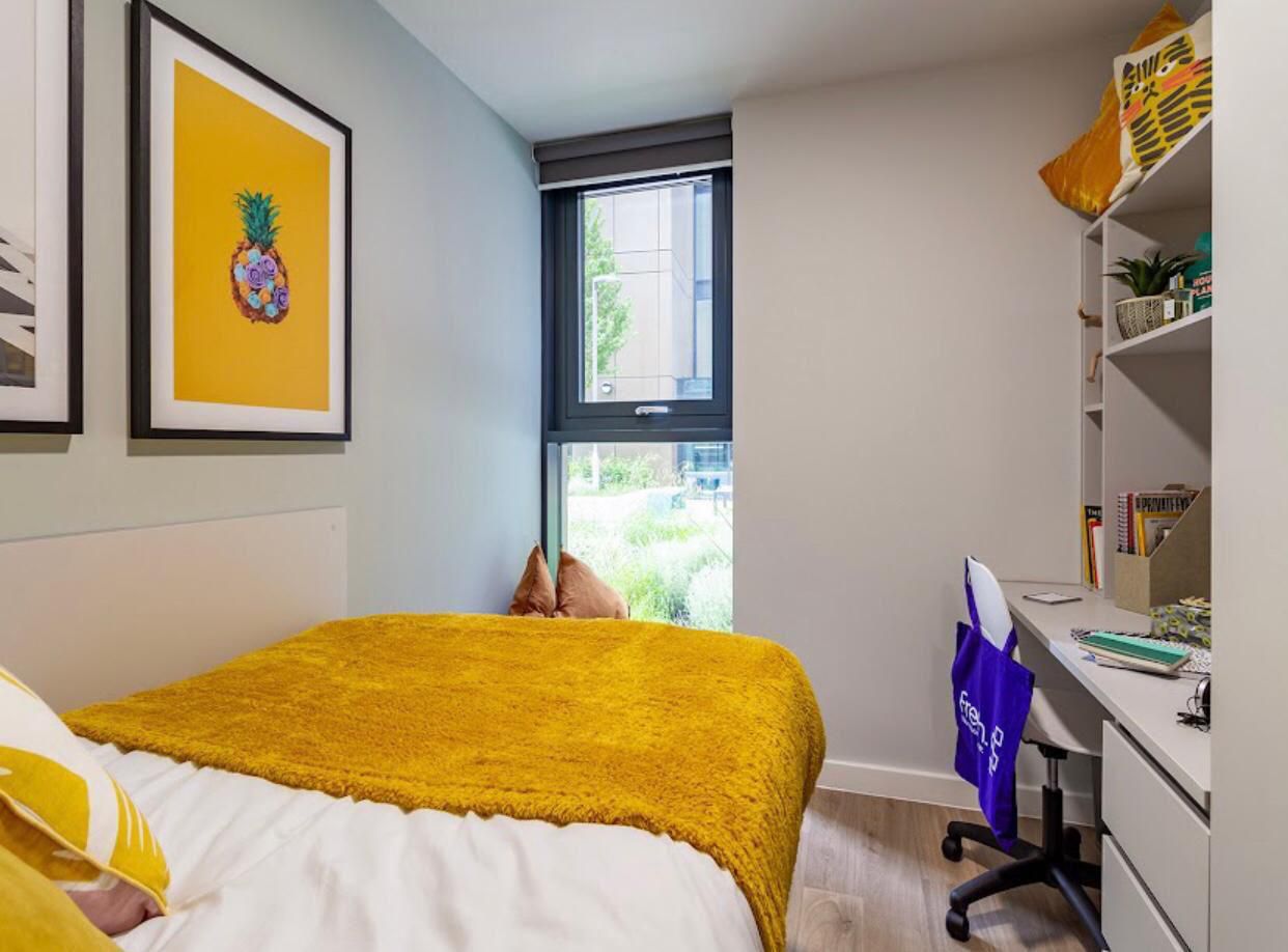 Shared student accommodation for Yorkshire College students in Leeds (8)