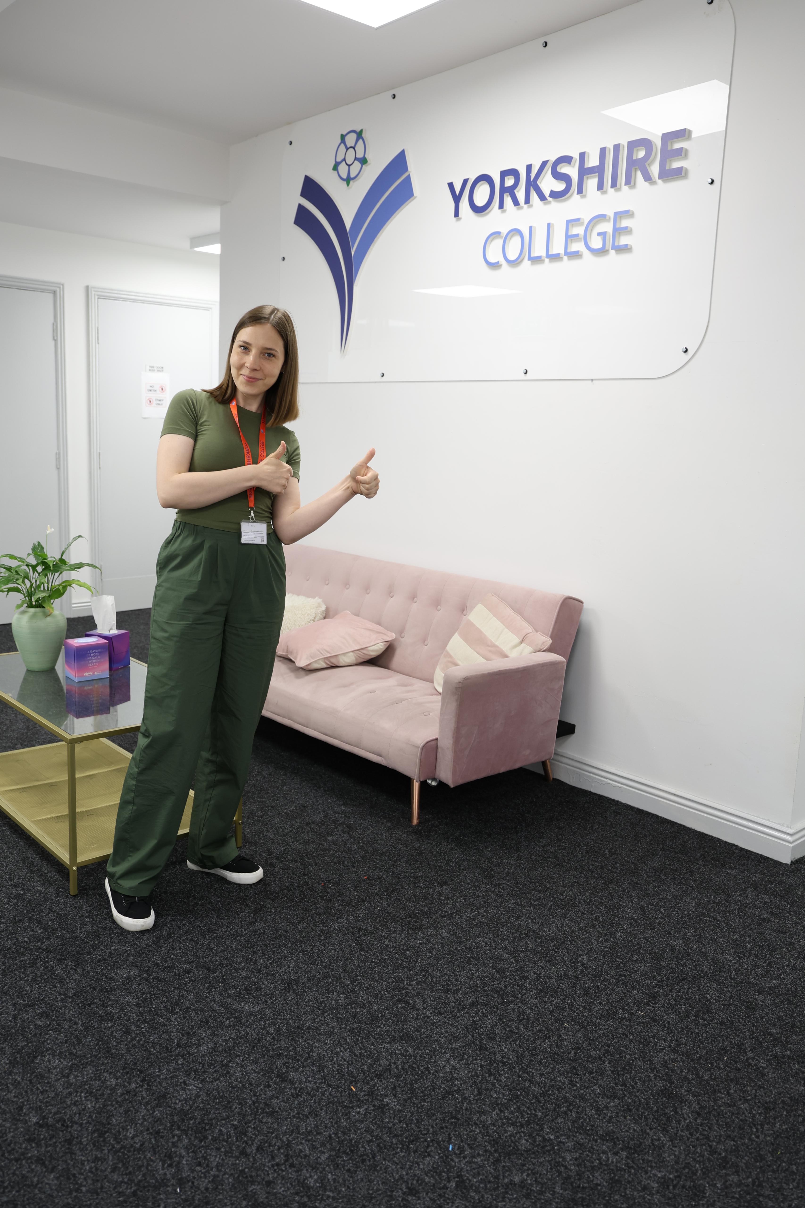 General English Course Leeds - Yorkshire College student life in Leeds