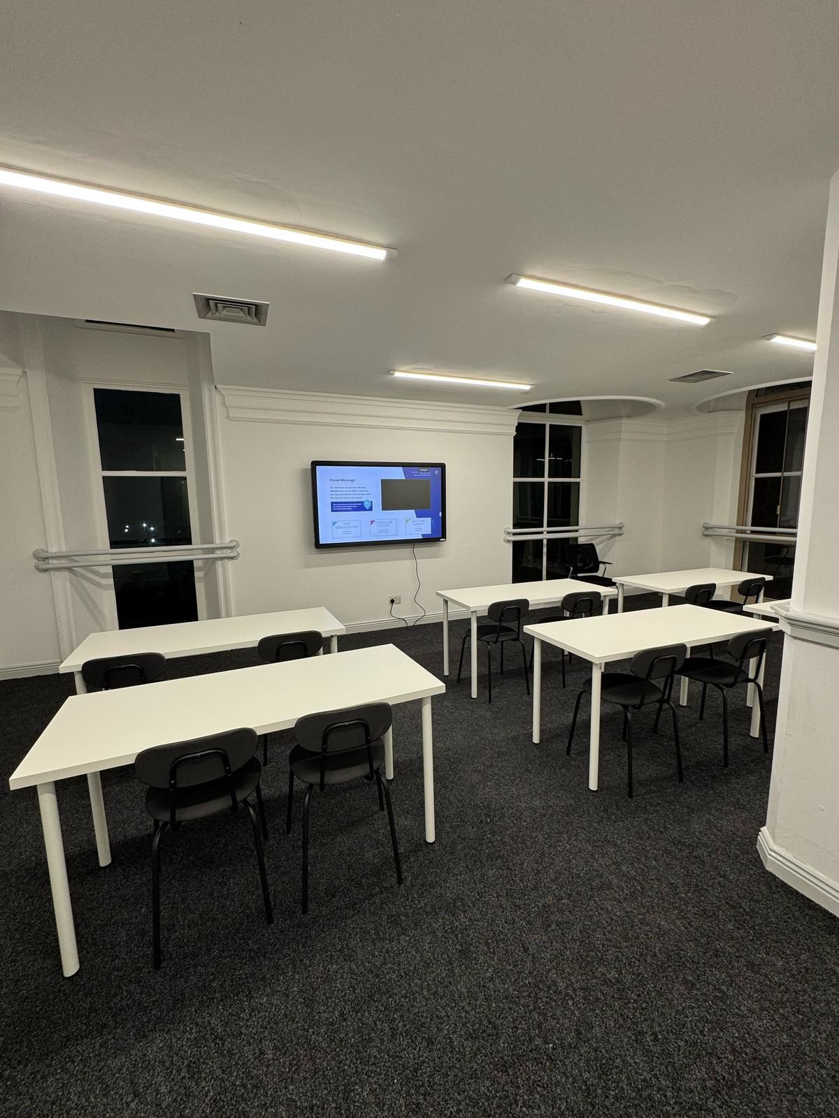 Yorkshire College Campus - Yorkshire College student life in Leeds